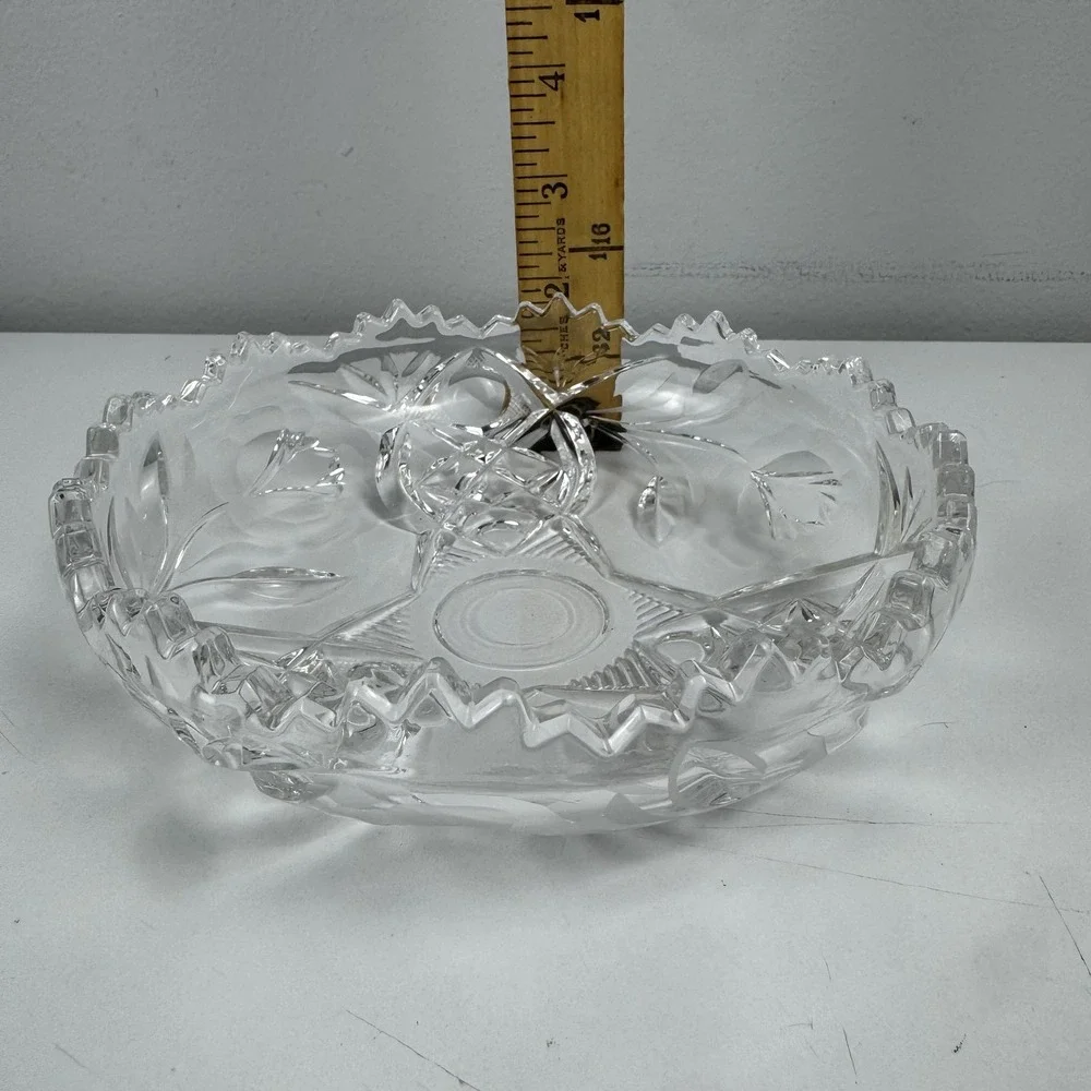 Vintage Clear‎ Cut Crystal Floral Serving Bowl Starburst Pattern Sawtooth Rim